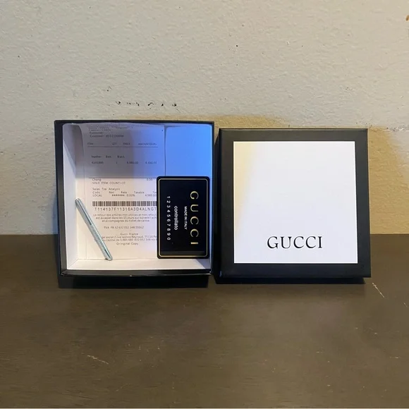 Gucci GG Canvas Belt with Matte Silver Buckle - Picture 4 of 4